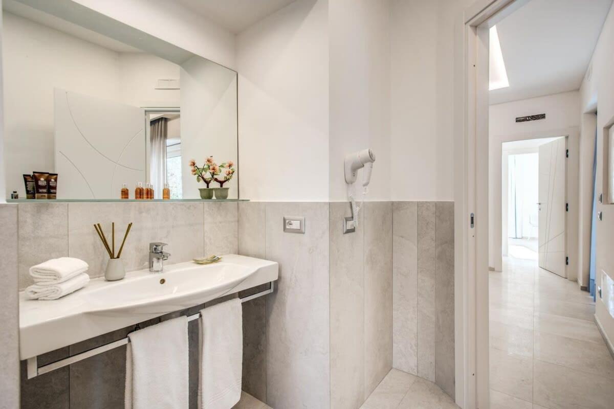 Relais Mamma Mia Sea Views Pool & Terraces Villa Маса Лубрензе Екстериор снимка