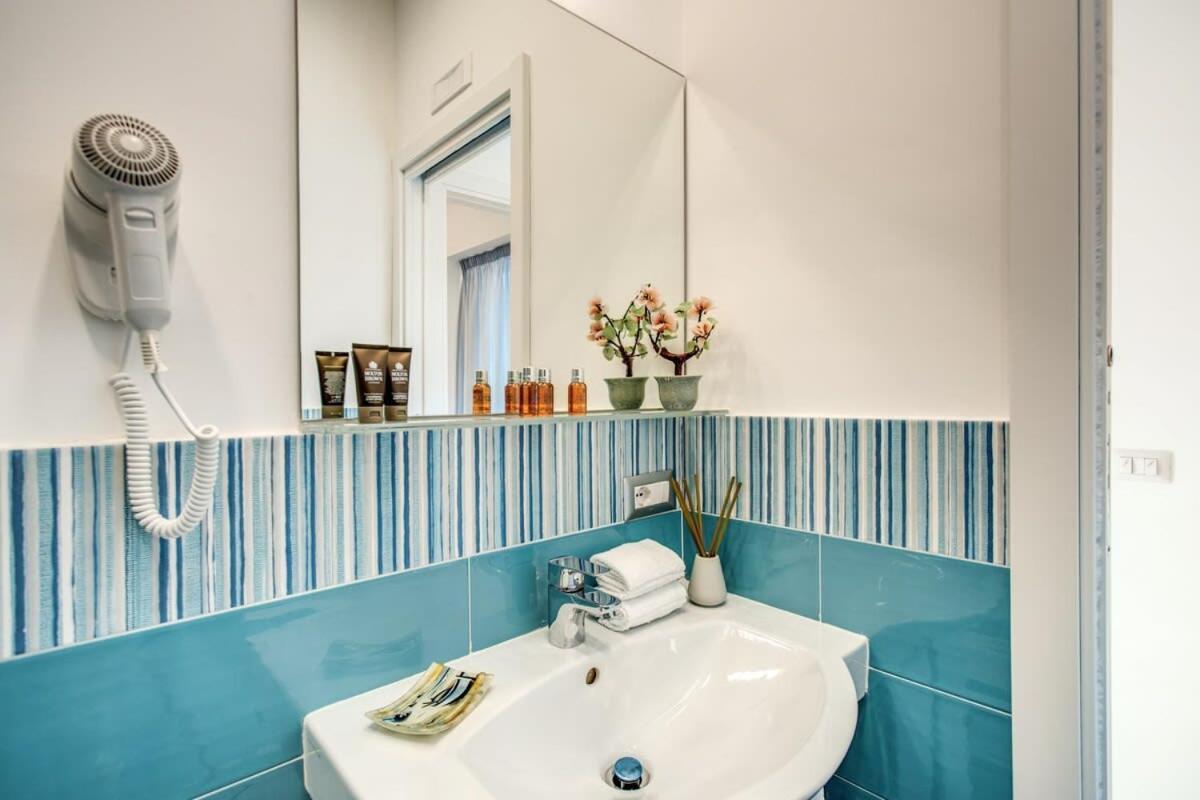Relais Mamma Mia Sea Views Pool & Terraces Villa Маса Лубрензе Екстериор снимка