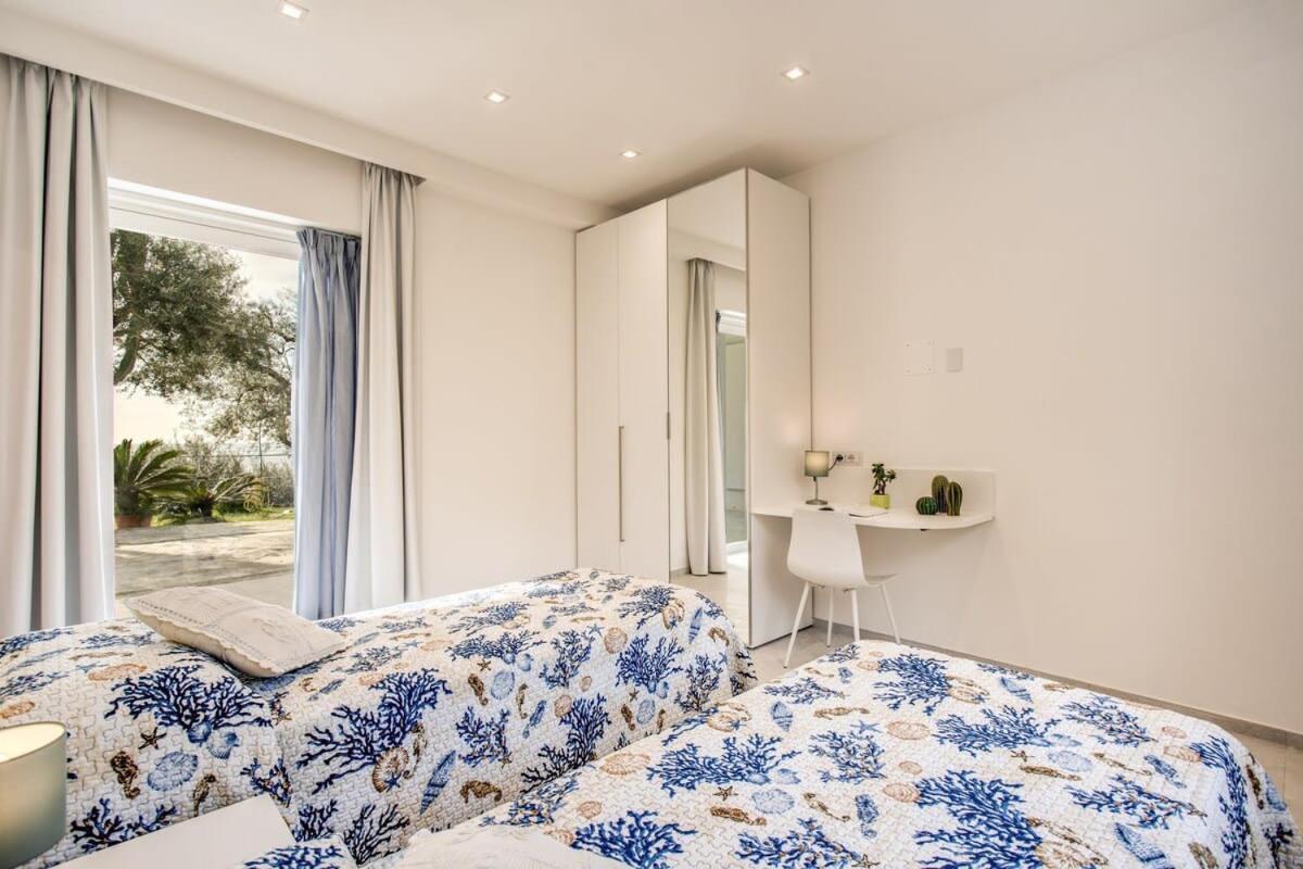 Relais Mamma Mia Sea Views Pool & Terraces Villa Маса Лубрензе Екстериор снимка